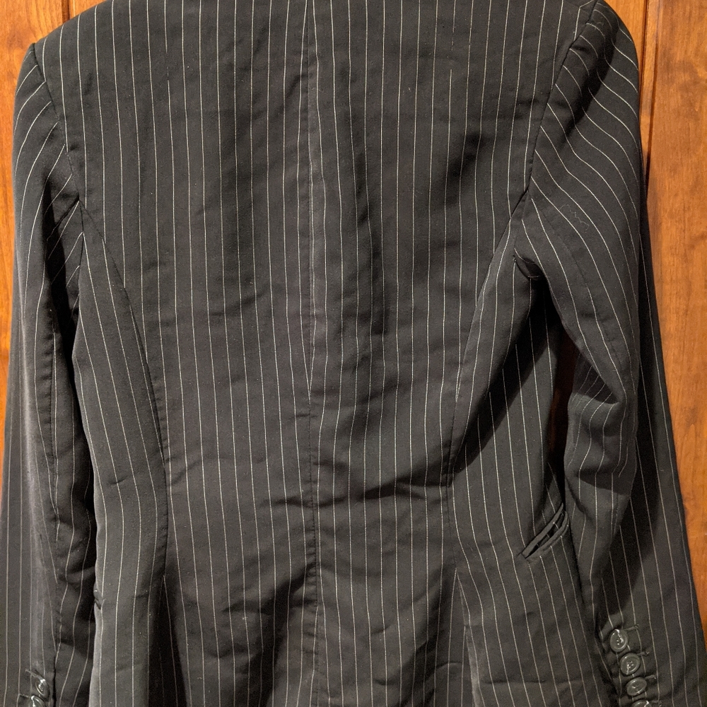 H&M Blazer - Picture 2 of 8